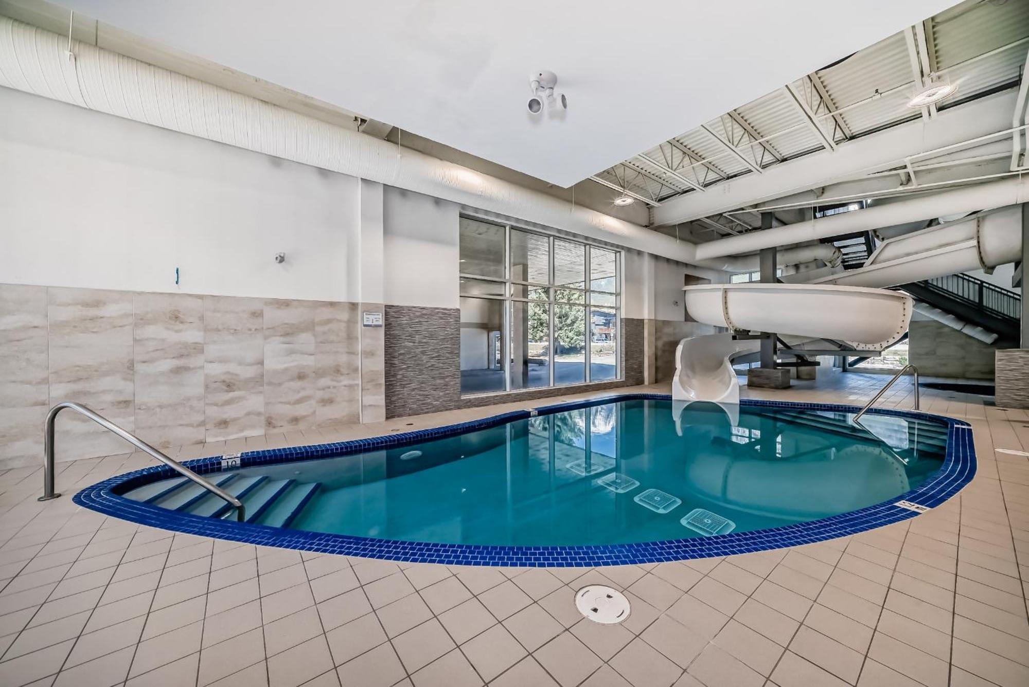 Canmore Inn & Suites Dış mekan fotoğraf