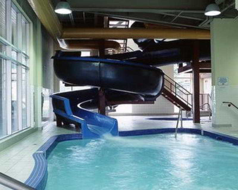 Canmore Inn & Suites Dış mekan fotoğraf